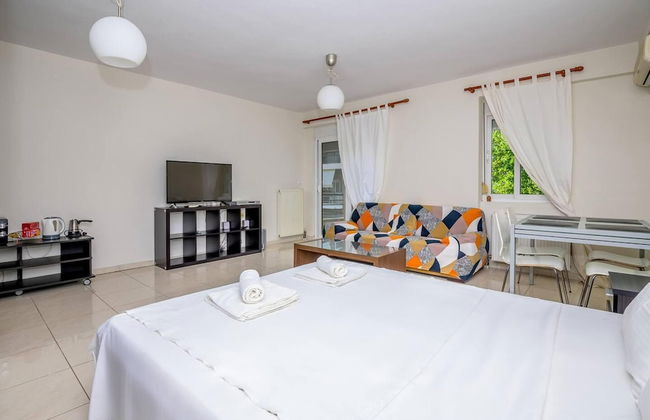 Cozy 'koukou' Discrete Apartment in Orestiada - Foto 4