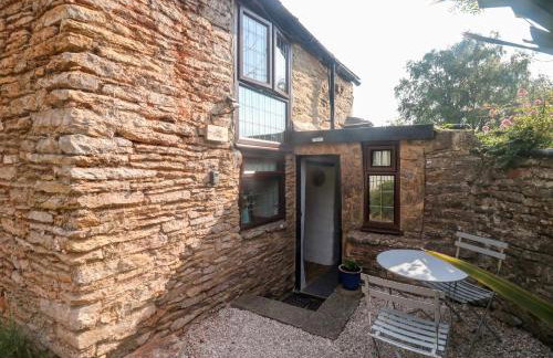 Lilac Cottage - Photo 2