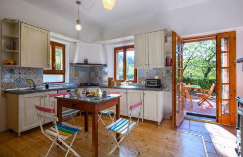 3 Bedroom Amazing Home In Montelabbate - Photo 7