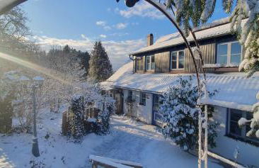 Ferienwohnung Beckenhölzle - großzügig, familienfreundlich & umgeben von Natur - Foto 2