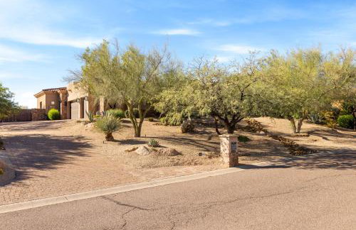 Desert Oasis with Pool Black Mountain Views - Photo 68