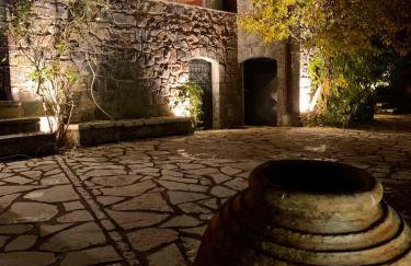 Elati's traditional and cosy home - Photo 1