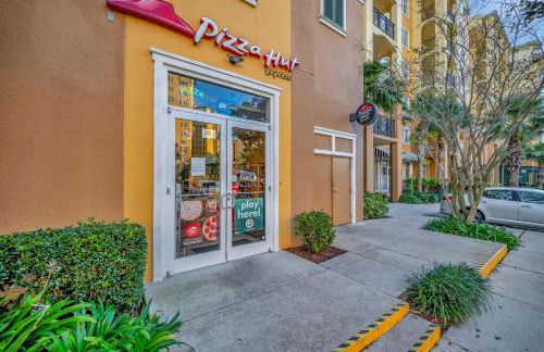 2BR Fireworks View with Pool & Spa 5 Minutes to Disney - Foto 74