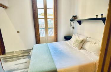 Amplio y luminoso apartamento Plz de la Merced - Photo 5