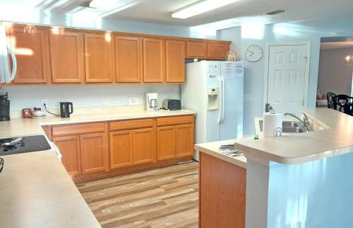 Private pool villa with game room close to theme parks! - Foto 15