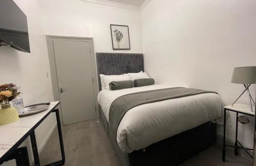 Entire Luxville 5 Bedroom Home - Foto 26