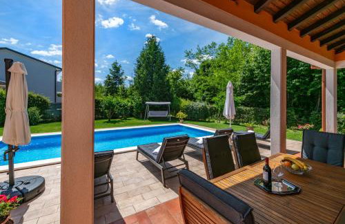 Villa Ornela, summer and sun, ideal for families and pets! - Foto 26