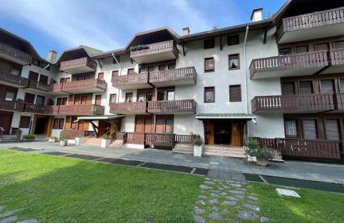 Appartamento per Famiglie in Centro ad Asiago con Posto Auto e Ampio Giardino - Foto 10