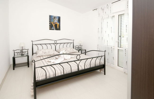 Apartment in Seget Donji With Terrace - Foto 2