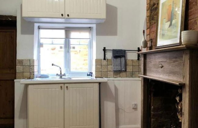 2 Bedroom Holcot Cottage - Foto 14