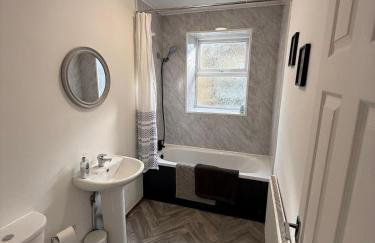 ResiLets - Front Street East Apartment - Foto 5