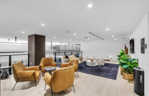 Modern Downtown Condo with Pool Gym BBQ Game Room CoWorking Spaces - Foto 53