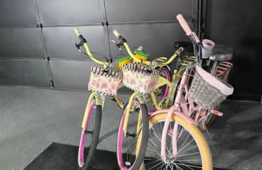 The Pink Paloma - A Barbie Inspired Villa in Palm Springs - Photo 49