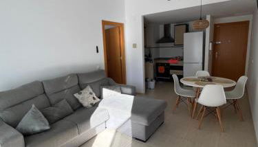 Apartamento con piscina ,parking y aire acondicionado - Foto 2