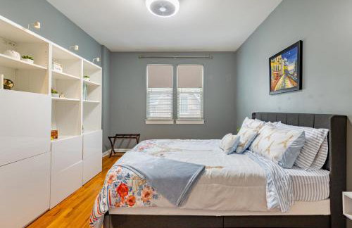 Windy City Getaway - 3BR 2BA Chicago Townhouse home - Photo 30