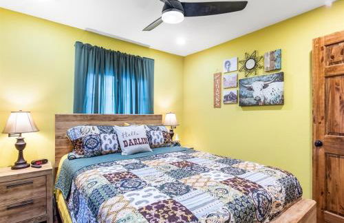 Stockyards Longhorn House, TCU close by - Foto 50