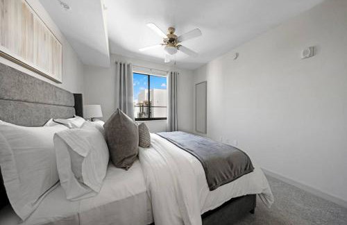 The Serenity in DTWN 3 Min From Las Olas - Photo 23