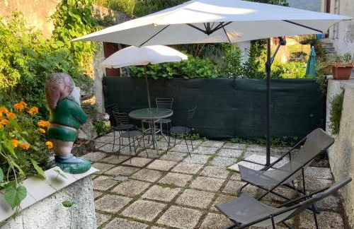 Bellano Cottage - With Private Garden and Garage - Foto 39