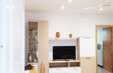 Cozy house next to a cove on the beach - Photo 11