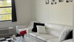 Large Studio Apartment Best Location in South Beach! - Foto 5