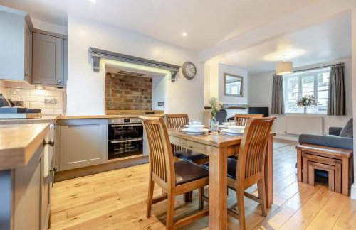 2 Bed in Sticklepath oc-l33312 - Photo 2