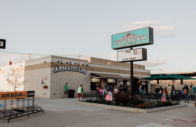 Cozy Local Apartment - Photo 22