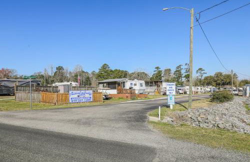 Spacious Home with Waterfront View-Welcome Pets - Foto 56