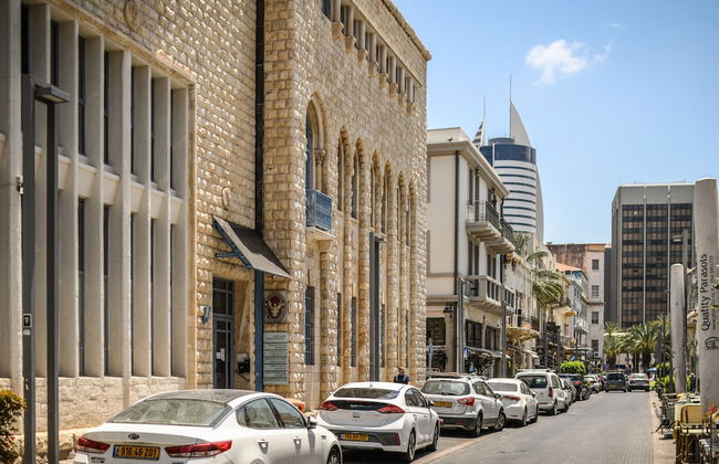 Vintage Charm 1BR Apt w Balcony & View - Foto 33