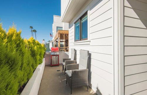 BRAND NEW Luxury 1 Bedroom Condo Steps from the Beach - Foto 31