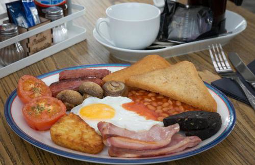 Modern en-suite room in country PubRestaurant 2 with communal kitchen - Pass the Keys - Foto 31