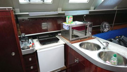 AMAZING FLAT IN CLASSIC SAILING BOAT in BARCELONA - Photo 2