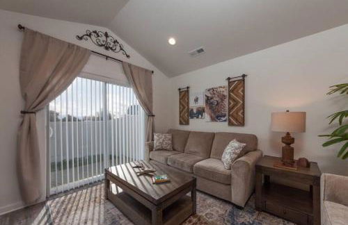 Modern Decor & Style KING bed Wifi with Garage - Foto 16