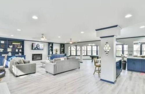 NEW! Lakefront|Lux|Games|HotTub|Dock|Friends+Fam! - Foto 11