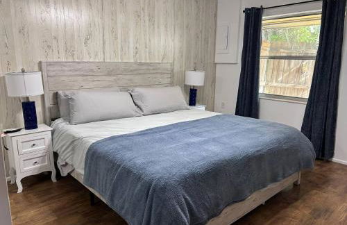 5 bedroom pool house air hockey walk to beach - Foto 16