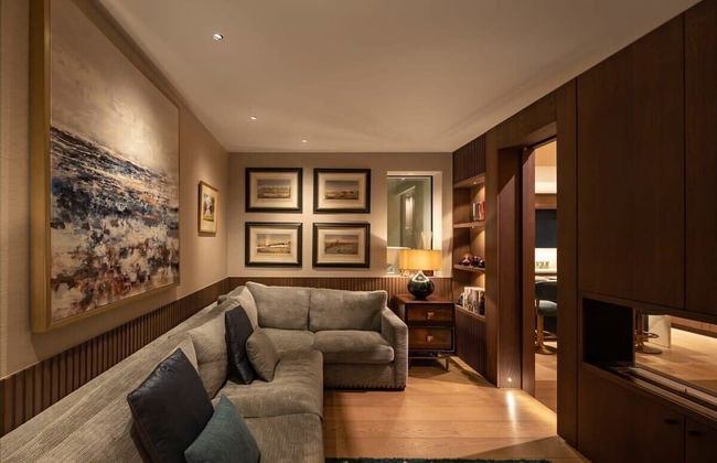 5 Bed House w/ Indoor Pool, Sauna & Private Garden - Fulham - Foto 78