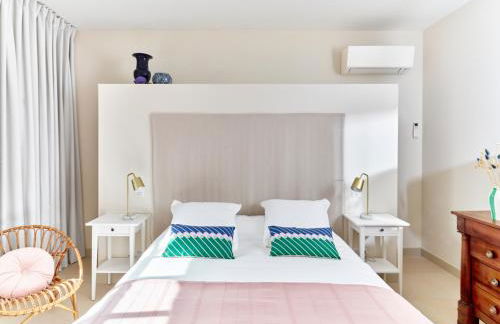 Mas du Chateau de la piscine - Photo 2