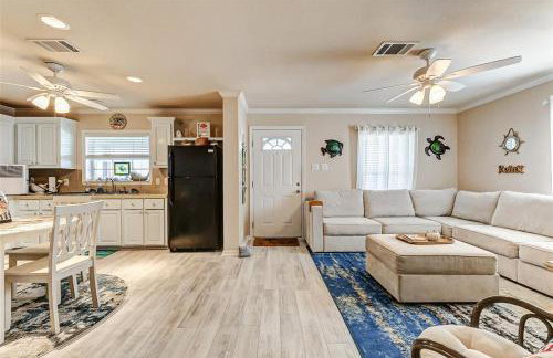 Life's better Salty -Welcome to Serenity - Foto 20