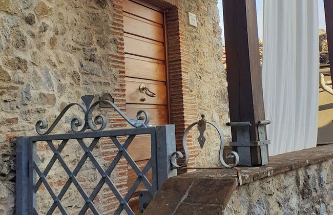 Enchanting Lucienne in the Village Num01 - Photo 17