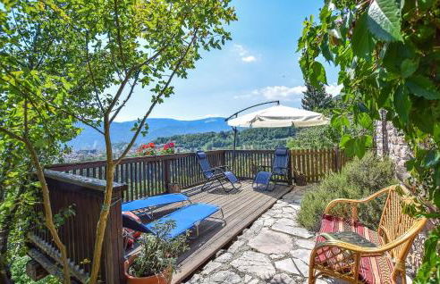 Amazing Home In Lamon With Wifi - Foto 1