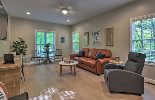 Fire Pit and Dock Waterfront Lake Sinclair Getaway! - Foto 6