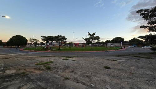 Flat completo a 6 minutos de mercado e praça - Foto 5