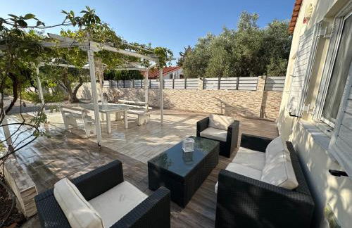 Ocean Waves - Alykes Beach - Foto 1