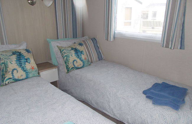 3 Bed Caravan - Sleeps 8 - Wifi - Parking - Foto 1