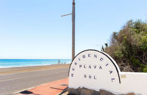 NEPTUNITO: Primera línea con Piscina - Foto 27