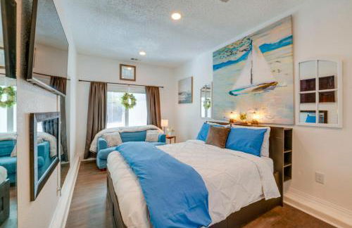 Pet-Friendly Getaway with Projector in Lake Dallas! - Foto 12