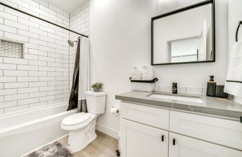 4 Mi to Dtwn Modern Tacoma Home with Spacious Yard - Foto 12