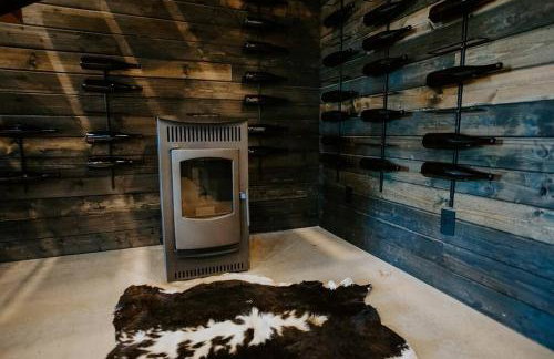 Luxe Nordic Barndominium Retreat at Black Pine - Foto 24