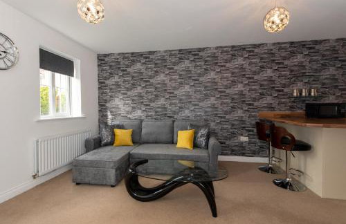 Park View - Stunning 2 bedroom house, both en-suite, 2 parking - Foto 1