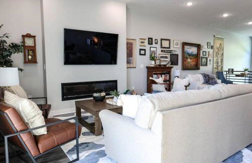 Luxurious Midtown Retreat with Elevator Access - Foto 46