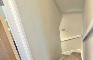 Ideal 4-bed home sleeps 7 - Nr Trafford Ctr & M60 - Foto 28